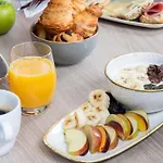Ibis Centre Hotel 3*