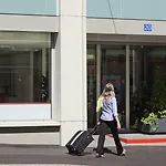 Ibis Centre Hotel