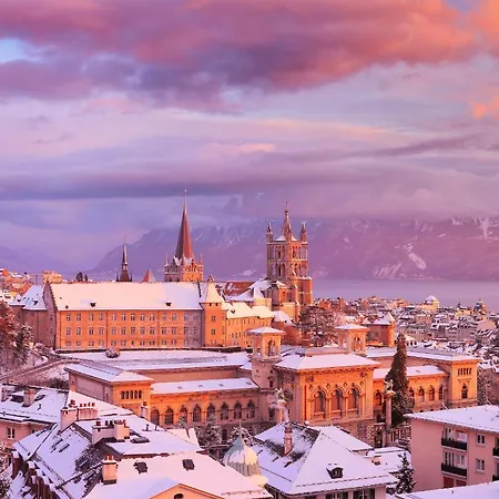 Ibis Centre Hotel 3*