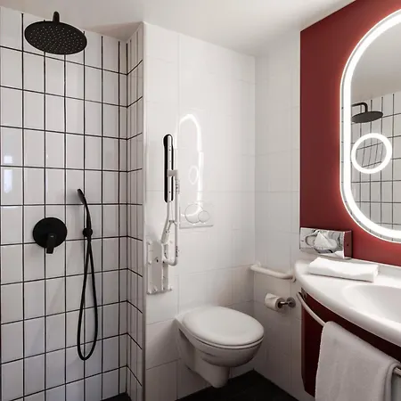 Hotell Ibis Centre 3*
