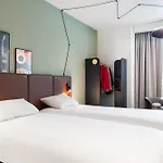이비스 센터 호텔 3*