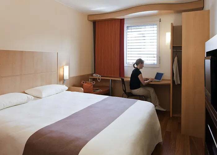 Отель Ibis Centre 3*