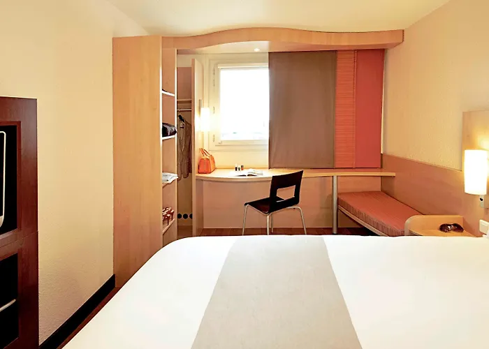 Отель Ibis Centre 3*